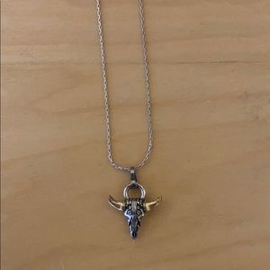 Spirited Skull expandable necklace